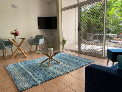 Palm Villas In Port #3 - Kingaroy Accommodation 2