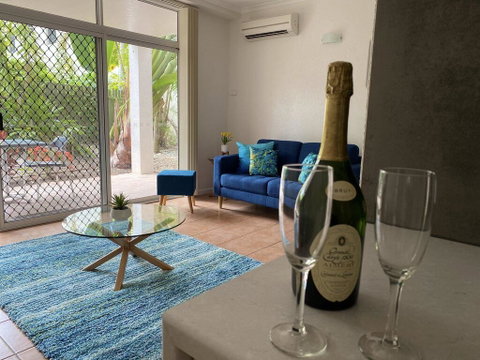 Palm Villas In Port #3 - Kingaroy Accommodation 0