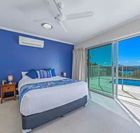 Panoramic Island Views - Shute Harbour - Kingaroy Accommodation