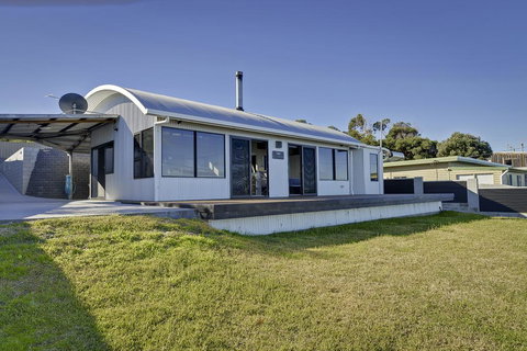 Park Beach Retreat - Kingaroy Accommodation 2