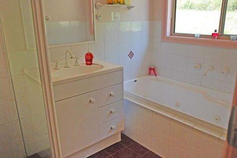 Peacehaven Country Cottages & Farmstay - Kingaroy Accommodation 1