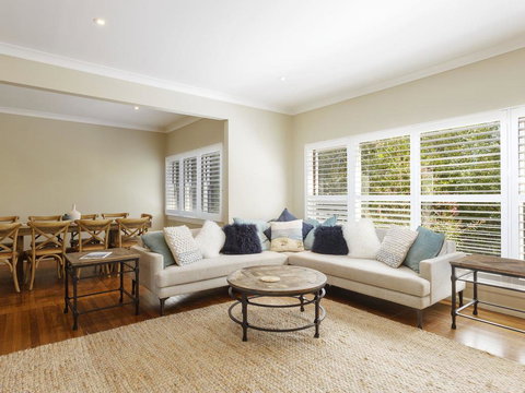 Pet Friendly - Summer Cottage - Kingaroy Accommodation 2