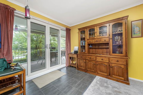 Pet Friendly Home - Pool & Parking - Tennis Court - Kingaroy Accommodation 3