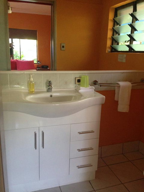 Pink Flamingo Resort - Kingaroy Accommodation 3
