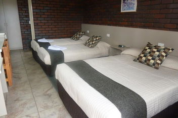 Pioneer Lodge Motel with Kingaroy Accommodation