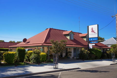 Pioneer Motel Goondiwindi - Kingaroy Accommodation 0