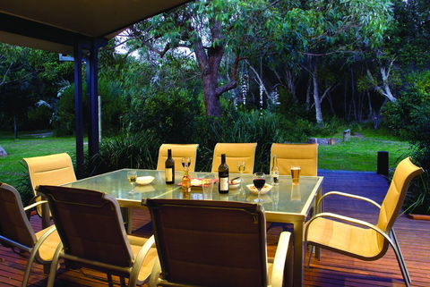 Plomer Beach House - Kingaroy Accommodation 2