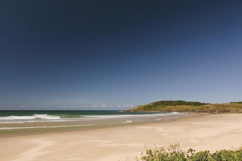 Plomer Beach House - Kingaroy Accommodation 0