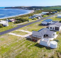 Plovers Rest at Cape Douglas - Kingaroy Accommodation