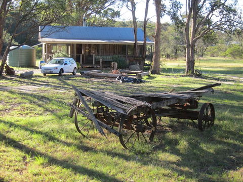 Possum's Hollow And Hooter's Hut - Kingaroy Accommodation 1