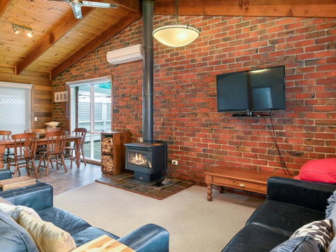 Powlett Place - Kingaroy Accommodation 2