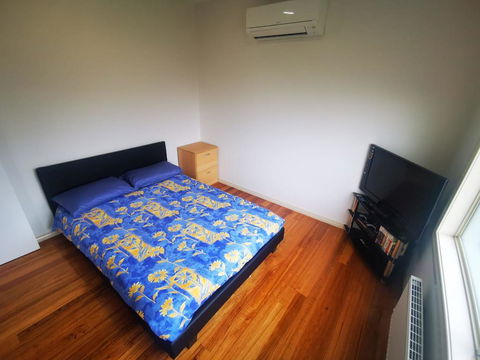 Private Luxury Bedroom - Kingaroy Accommodation 0