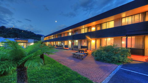 Queenstown Motor Lodge - Kingaroy Accommodation 1