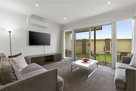 Quest Sanctuary Lakes - Kingaroy Accommodation 1