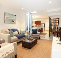 Quiet Family Home With Garden Courtyard Near Cafes - Kingaroy Accommodation