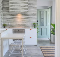 Quiet Pet Friendly Home 3 houses to beach entry with Private Pool Walk to Shops - Kingaroy Accommodation