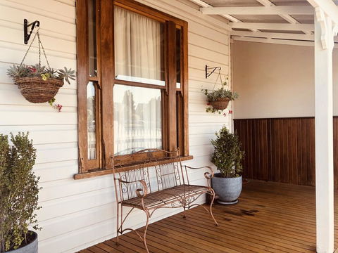 Railway Cottage - Kingaroy Accommodation 0