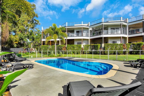 Rainbow Towers 2 - Rainbow Beach, High On The Hill, Panoramic Views, Wi-Fi - Kingaroy Accommodation 0