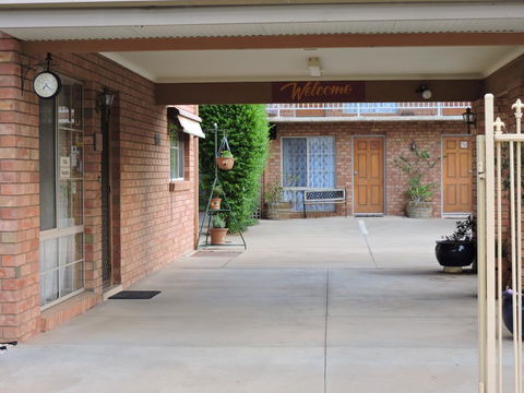Red Cliffs Colonial Motor Lodge - Kingaroy Accommodation 1