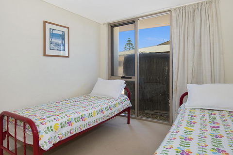 Reef - Located At Lennox Head - Kingaroy Accommodation 3