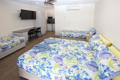 Reef Gardens Motel - Kingaroy Accommodation 3