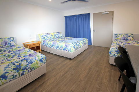 Reef Gardens Motel - Kingaroy Accommodation 0