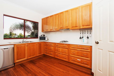 Reflections Broome - Kingaroy Accommodation 2