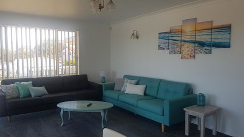 Relax And Chillax At Happi Dayz Retreat - Kingaroy Accommodation 1