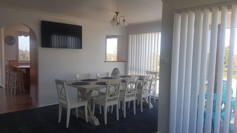 Relax And Chillax At Happi Dayz Retreat - Kingaroy Accommodation 2