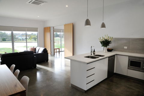 Relbia Lodge - Kingaroy Accommodation 1