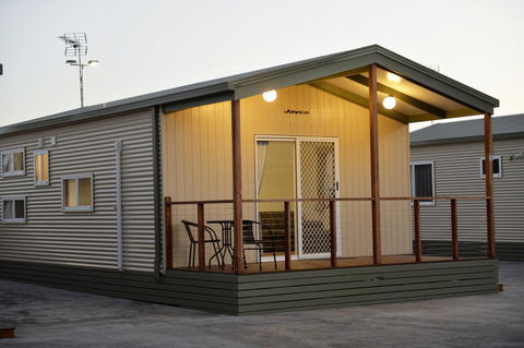 Riverside Cabin Park - Kingaroy Accommodation 0