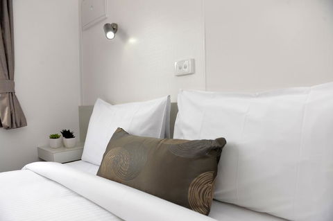 Riverside Cabin Park - Kingaroy Accommodation 1