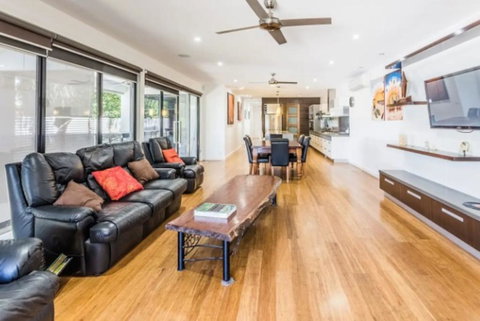 RL Apartments 3 Simms St - Kingaroy Accommodation 0