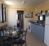 Rocks Retreat Cabin 3 - Lobster - Kingaroy Accommodation