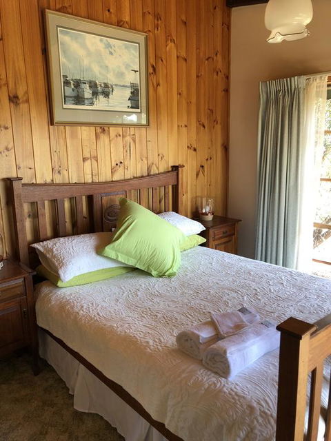 Rose Cottage - Kingaroy Accommodation 0