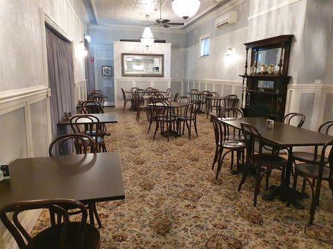 Royal Hotel - Kingaroy Accommodation 2