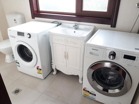 Safe And Quiet Rooms In Sydney - Kingaroy Accommodation 3
