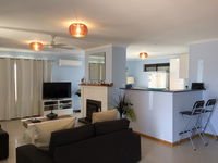 Book Kingscote Accommodation Vacations Kingaroy Accommodation Kingaroy Accommodation