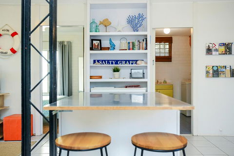 Salty Grape Beach House - Kingaroy Accommodation 0