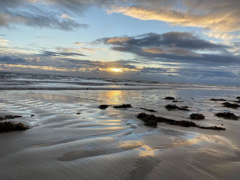 Salty Grape Beach House - Kingaroy Accommodation 3