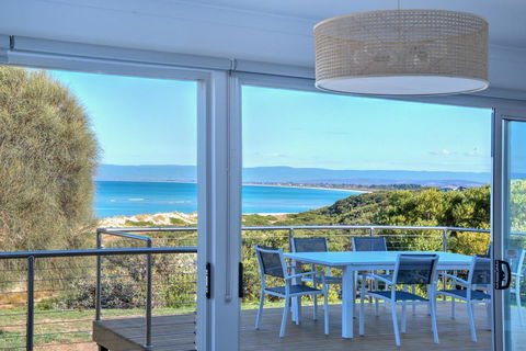 Sandbar Beach House - Kingaroy Accommodation 0