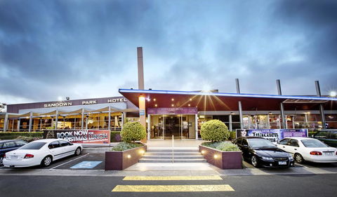 Sandown Park Hotel Noble Park - Kingaroy Accommodation 2