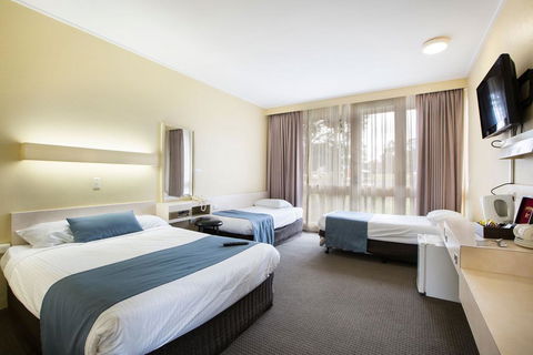 Sandown Park Hotel Noble Park - Kingaroy Accommodation 1