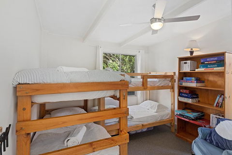Sandy Feet Retreat - 13 Scenic View Drive - Kingaroy Accommodation 3