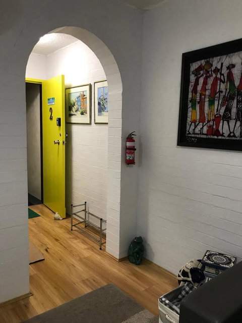 Santa Monica Apartment - Kingaroy Accommodation 3