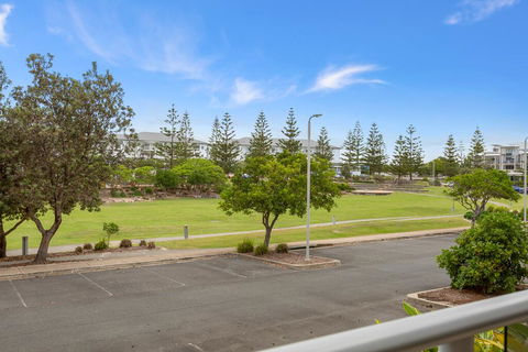 SEA CULTURE 1110 - Kingaroy Accommodation 2