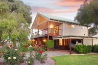 Book Dunsborough Accommodation Vacations Kingaroy Accommodation Kingaroy Accommodation