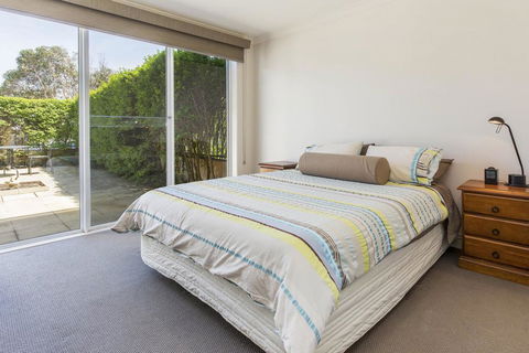 SEA GRANGE - MORNINGTON - Kingaroy Accommodation 1