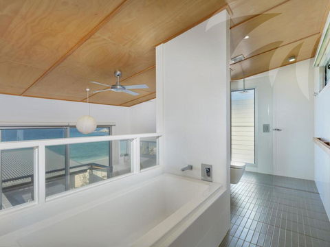 Sea Shack - Kingaroy Accommodation 3