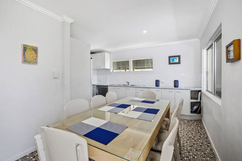 Sea Shack - 29 Pelican Street, Peregian Beach, Noosa Area - Kingaroy Accommodation 3